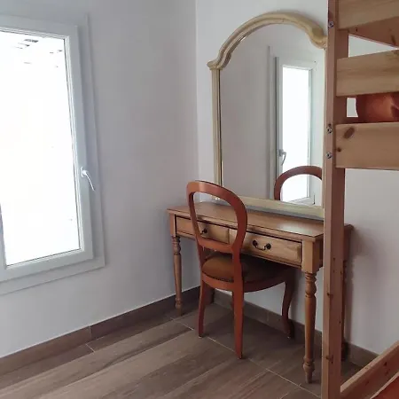 Alojamento de Acomodação e Pequeno-almoço Negresco 3*