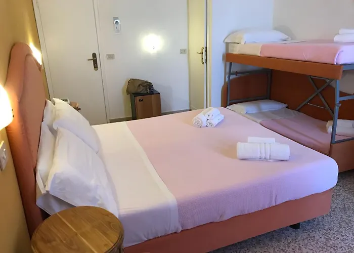 Negresco Oda ve Kahvaltı Milano Marittima