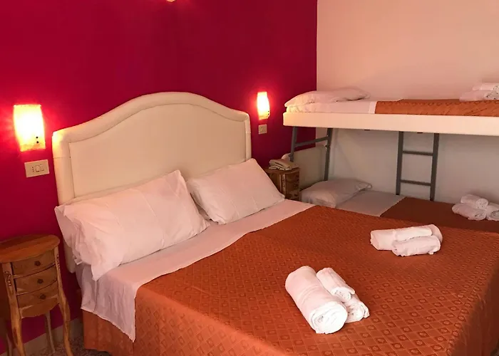 Negresco Oda ve Kahvaltı Milano Marittima