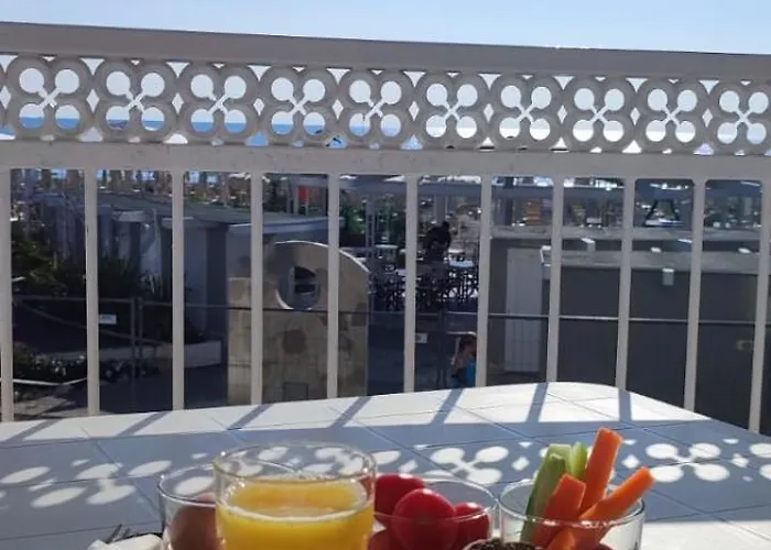 Oda ve Kahvaltı Negresco Milano Marittima