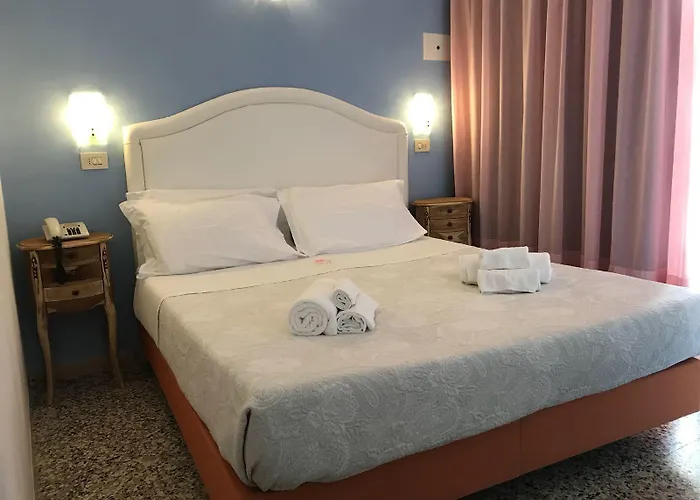 Oda ve Kahvaltı Negresco Milano Marittima