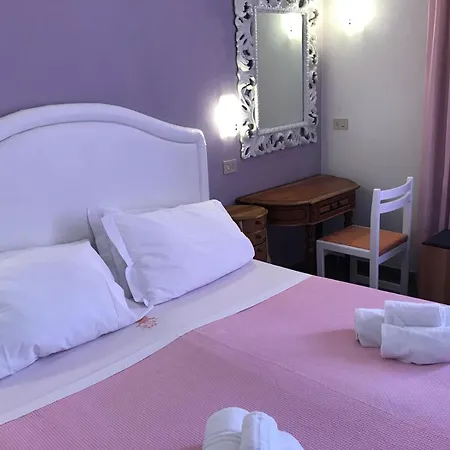 Nocleg ze śniadaniem Negresco