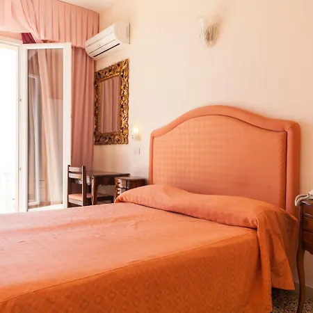 Negresco Nocleg ze śniadaniem Milano Marittima