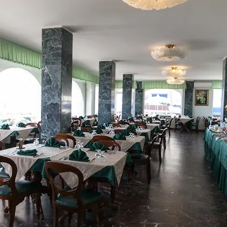 Negresco 3* Milano Marittima